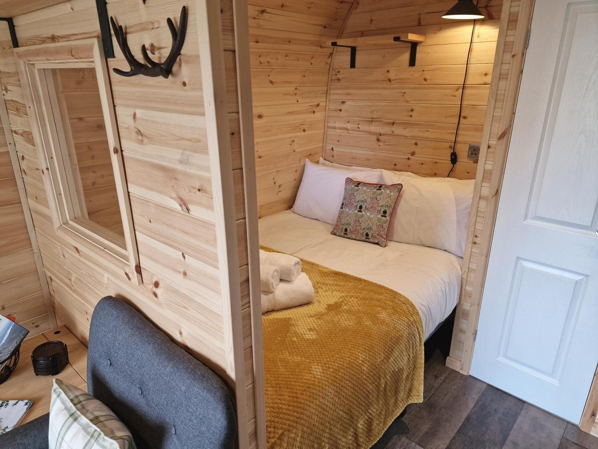 Gorse Gorgeous Glamping Hideaway Apartment Dundonnell Exterior photo